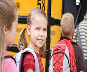 مصر اليوم - طرق لجعل طفلك متحمسًا للذهاب للمدرسة