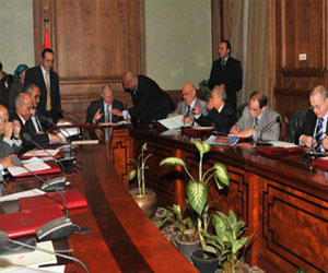   مصر اليوم - يسري لبيب لـمصر اليوم: الدستور يسلق الآن كما حدث في عهد الرئيس المعزول