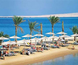   مصر اليوم - ثلاث لجان لبحث الأزمة السياحية في البحر الأحمر