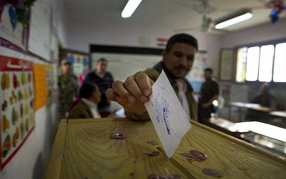   مصر اليوم - الإنقاذ تشارك في الانتخابات البرلمانية وترفض التدخل العسكري في سورية