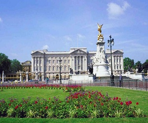   مصر اليوم - قصر باكنغهام يستضيف أول مباراة كرة قدم في تاريخه