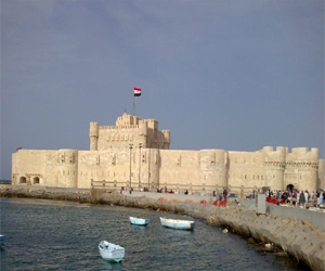   مصر اليوم - اليونسكو و الآثار تطرح قلعة قايتباي كمركز عالمي للتراث الثقافي