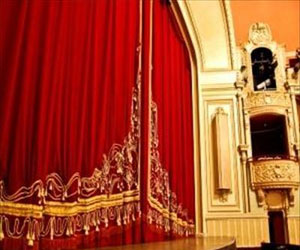   مصر اليوم - مسارح الدولة تعاود نشاطها بعد تقليص ساعات حظر التجول