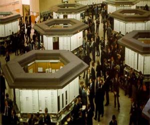   مصر اليوم - الانخفاض يغلب على شهادات الإيداع المصرية في بورصة لندن