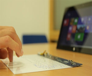   مصر اليوم - الكشف عن أنحف لوحة مفاتيح في العالم