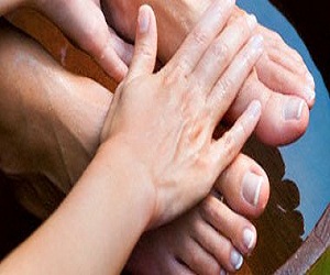   مصر اليوم - 6 نصائح للعناية بالقدمين والوصول للإحساس بالراحة الجسمانية