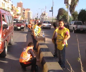   مصر اليوم - سوهاج تطلق مشروع ابدأ بنفسك لتجميل الميادين