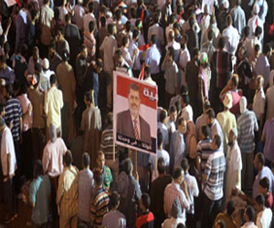   مصر اليوم - أنصار مرسي و الاخوان  ينظمون مسيرة بالغردقة