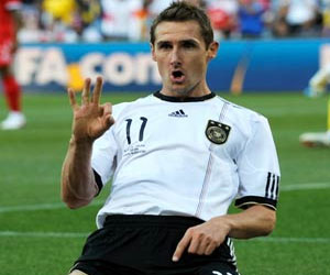 مصر اليوم - كلوزه يعادل رقم الهداف التاريخي لألمانيا