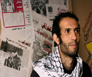   مصر اليوم - احتجاج داخل مجمع محاكم السويس للإفراج عن هيثم محمدين