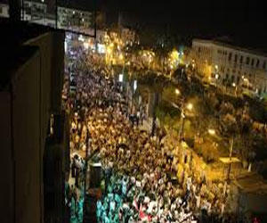 مصر اليوم - مسيرة لمؤيّدي مرسي في سوهاج ليلة الإثنين