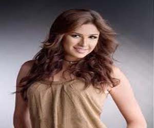 مصر اليوم - ياسمين عبد العزيز إعلامية في التؤام