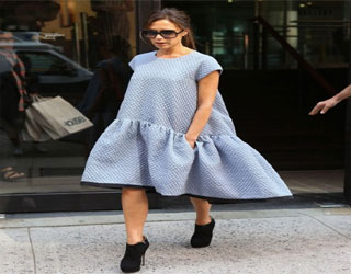   مصر اليوم - الكعكة فستان فيكتوريا بيكهام المفضَّل