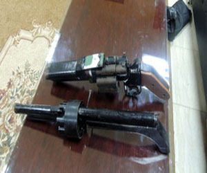   مصر اليوم - ضبط 21 قضية مخدرات وأسلحة نارية وبيضاء في حملة في القاهرة