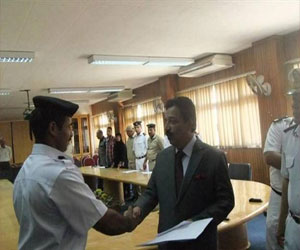 مصر اليوم - حفل لتكريم ضباط وجنود الشرطة المصابين فى أحداث العنف بالفيوم