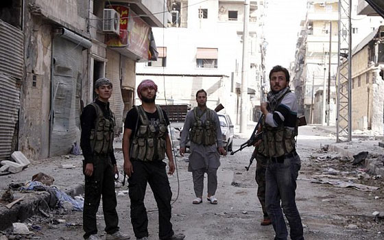   مصر اليوم - استهداف مبنى الري ومبنى المحافظة في عربين ومبنى البعث في السفيرة