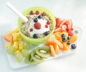 مصر اليوم - ماسك الفواكه لتنعيم البشرة الجافة