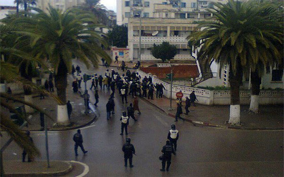   مصر اليوم - الداخلية التونسية تنفي إحباط عمل إرهابي وتعتقل 8 متشددين دينيًا