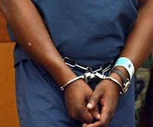   مصر اليوم - ضبط سارق دراجة نارية بالإكراه في سوهاج