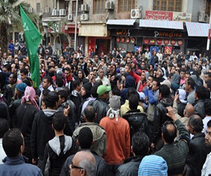   مصر اليوم - غضب شعبي في السويس لبراءة المتهمين في مقتل شهداء 25 يناير