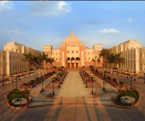 مصر اليوم - جامعة بريطانية تتراجع عن حظر النقاب