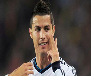   مصر اليوم - رونالدو يرفض عرض خيالي من موناكو ويُفضل الريال