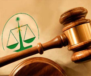   مصر اليوم - رئيس محكمة سعودي يحذر موظفيه من المناقشات الرياضية