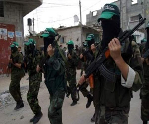   مصر اليوم - عرض عسكري لكتائب القسام وسط غزة