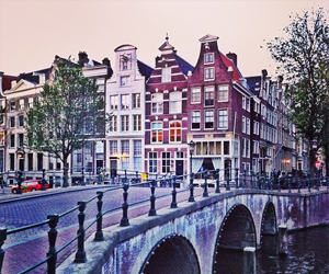   مصر اليوم - اكتشف هولندا عبر قنوات أمستردام