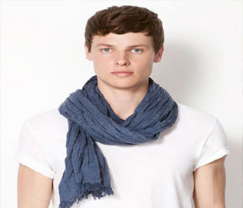 مصر اليوم - الوشاح رمزًا لأناقة الرجل