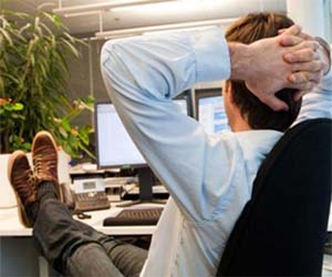 مصر اليوم - تمارين الشد والاسترخاء راحة جسدية ونفسية