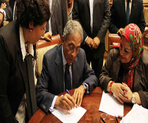   مصر اليوم - لجنة المقومات الأساسية تقر مبدأ التمثيل العادل للمرأة في المجالس