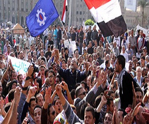   مصر اليوم - نشطاء مصريون يرفضون دستور الاخوان