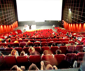   مصر اليوم - 41% من الشباب الفرنسي يشاهدون فيلمًا في الشهر