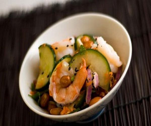   مصر اليوم - سلطة الروبيان بالخضار الفيتنامية