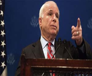   مصر اليوم - ماكين منتقدًا نظام بوتين: الروس يستحقون أفضل منه