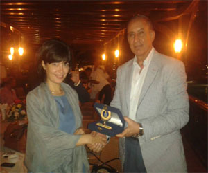   مصر اليوم - محافظ البحر الأحمر يُكرِّم الوفد الروسيّ لتنشيط السياحة