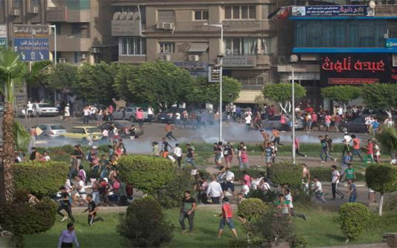   مصر اليوم - النيابة تبدأ التحقيق مع 30 متهمًا في أحداث نادي الزمالك