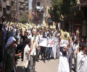   مصر اليوم - مسيره لأنصار مرسي تجوب شوارع جرجا