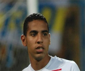   مصر اليوم - مؤمن زكريا في الزمالك والأهلي يحاول إنقاذ الصفقة