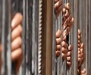   مصر اليوم - اعتقال 5 من الإخوان لتهمة حرق منشآت حكومية في بني سويف