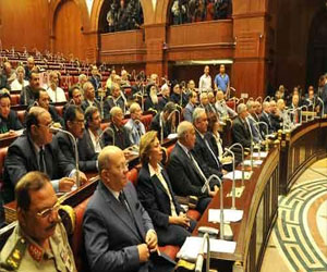   مصر اليوم - ممثلو الأزهر في الخمسين مع دستور يعبر عن مصر