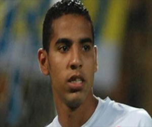   مصر اليوم - إنبي يطالب لاعبه مؤمن زكريا بتمديد عقده لاعتماد إعارته للزمالك