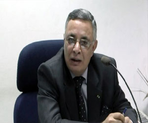 مصر اليوم - الأهالي يمنعون محافظ سوهاج من افتتاح مدرسة في جرجا