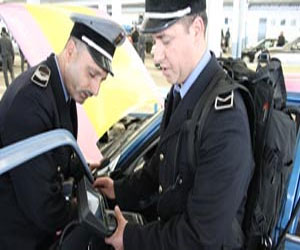   مصر اليوم - الجمارك التونسية تُحبط عملية تهريب 500 خرطوشة