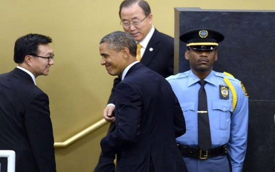   مصر اليوم - أوباما يحذر من تحول سورية إلى ملجأ للارهابين وهولاند يؤكد أن الحل سيكون سياسيًا