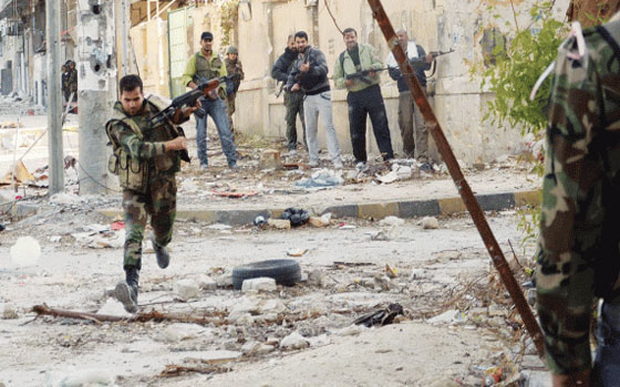   مصر اليوم - معارك عنيفة بين الجيش السوري والمعارضة في دمشق وحلب ودير الزور