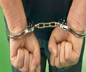   مصر اليوم - ضبط صاحب شركة سياحة هارب من  130 سنة سجن