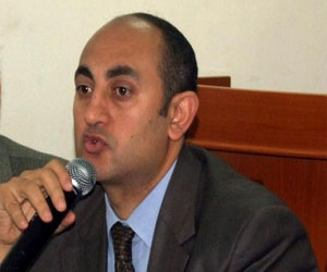   مصر اليوم - خالد علي ينفي التقدم بطعن على حكم حل الإخوان