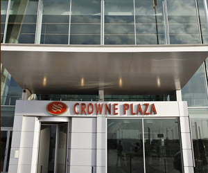 مصر اليوم - افتتاح فندق كراون بلازا في دبي مارينا بداية 2016